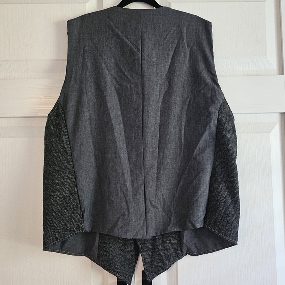 Volante Design Harker Vest - Picture 4 of 4